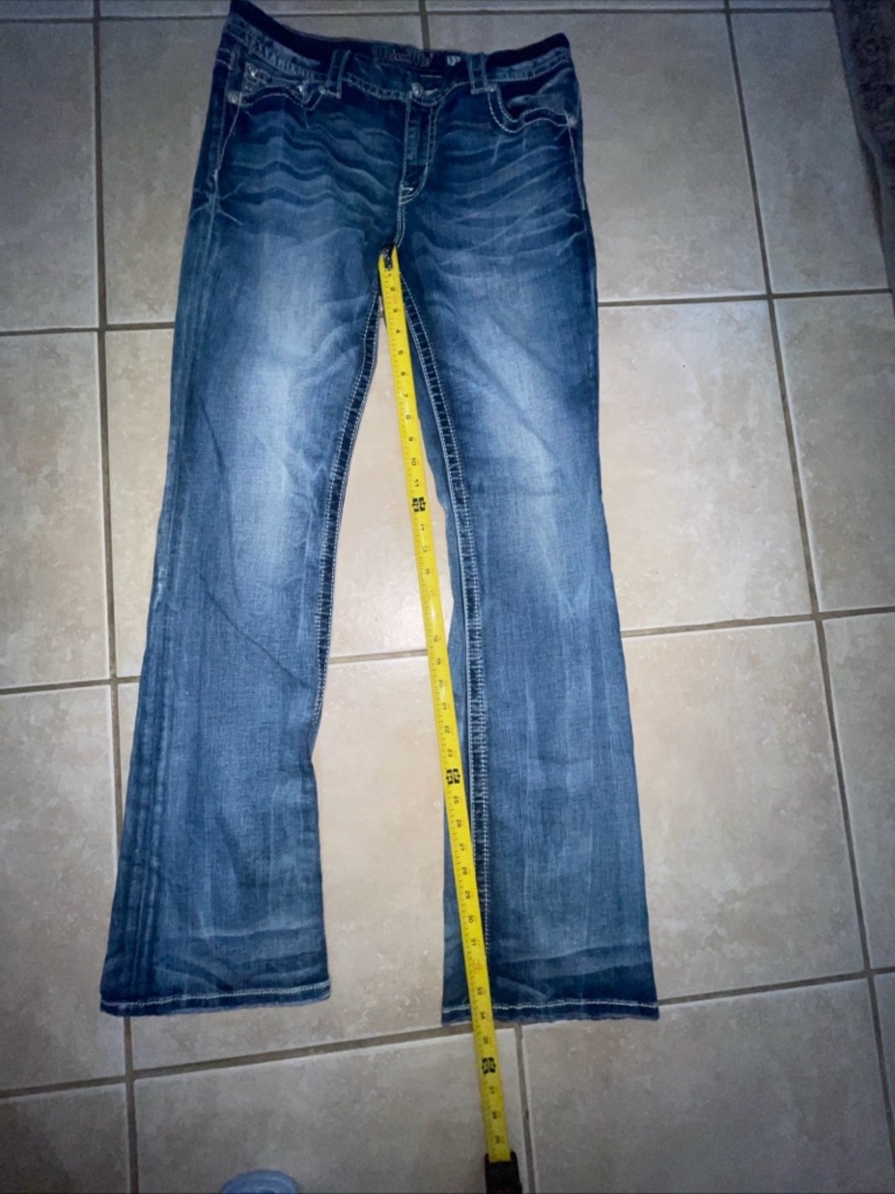 Miss Me Relaxed Boot Jeans Womens 31x 34 Blue Medium Wash Embellished